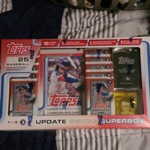 Topps 2025 Major League Baseball Trading Carss